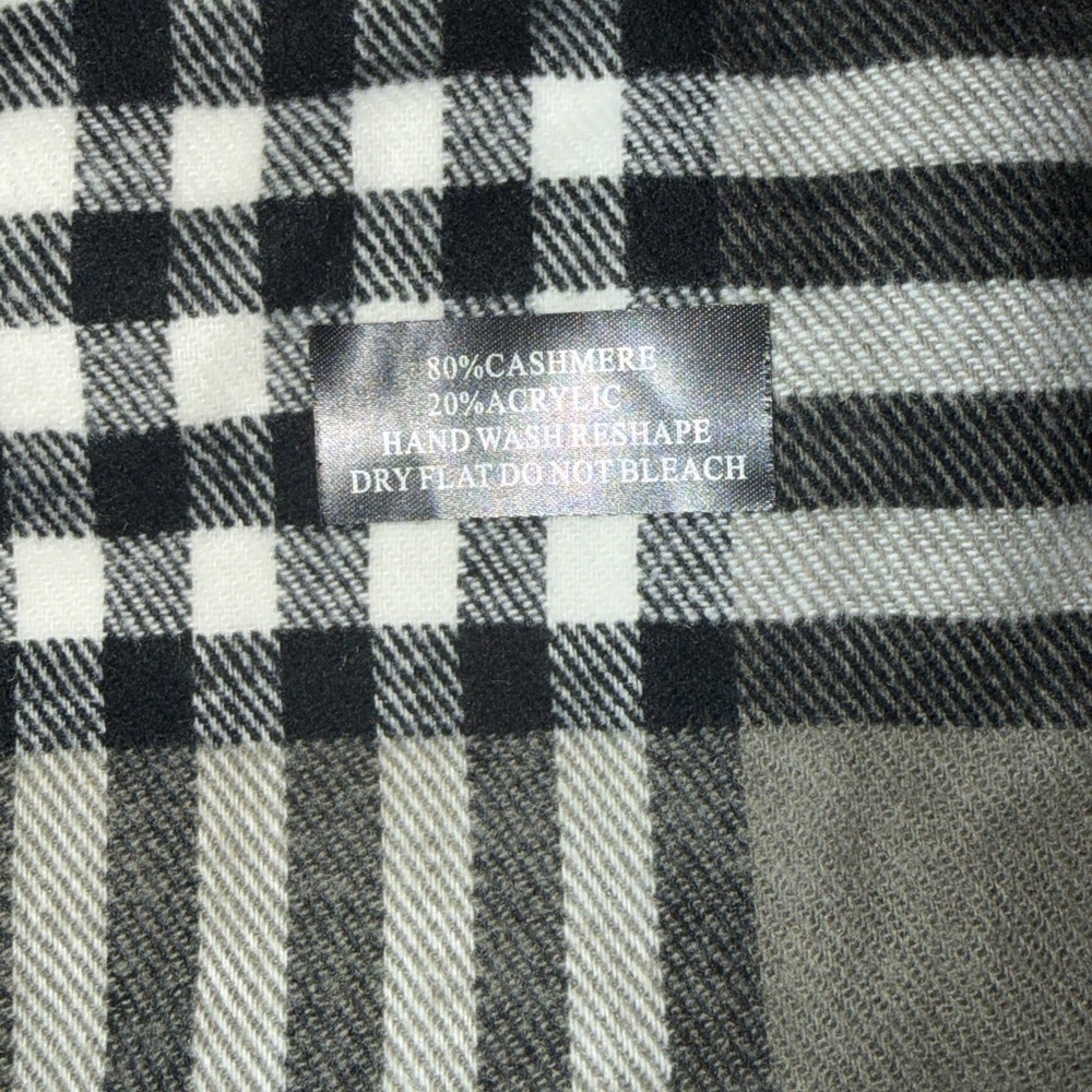Plaid Scarf - Picture 4 of 4